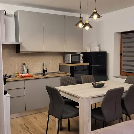 Manuel 2 Apartment