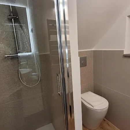 Manuel 2 아파트 *